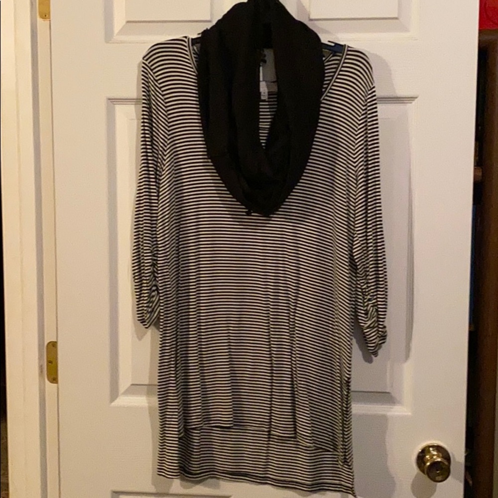 Black/white striped tunic shirt with scarf